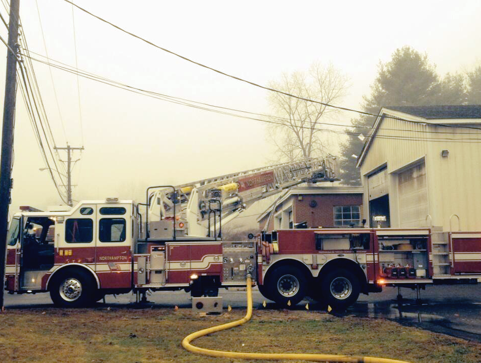 Northampton Ladder at Structure Fire